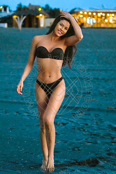 Lisa Hot PISA